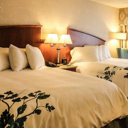 วินเกท บาย วินด์แฮม เอลกินส์ Hotel ภายนอก รูปภาพ