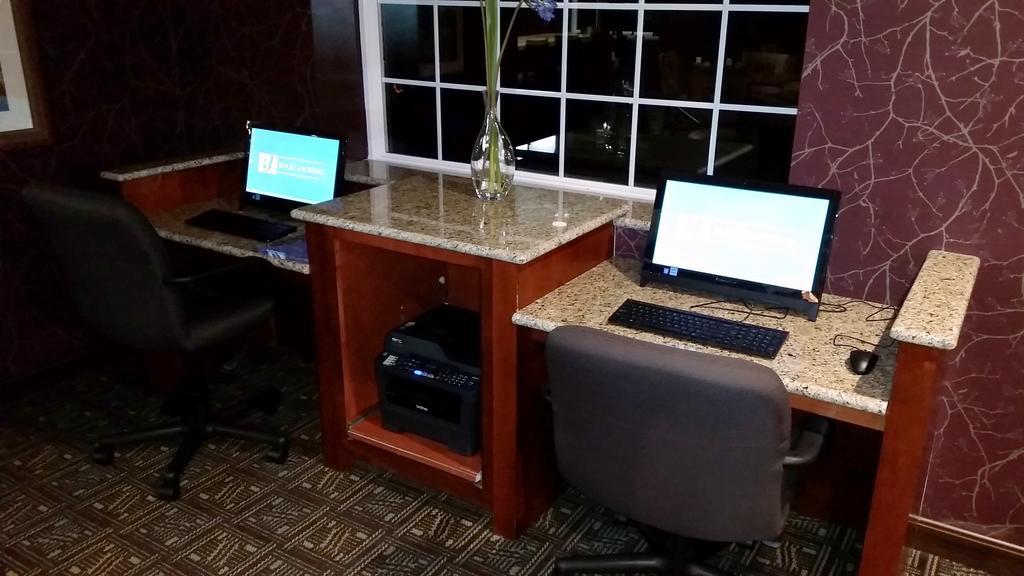 วินเกท บาย วินด์แฮม เอลกินส์ Hotel ภายนอก รูปภาพ