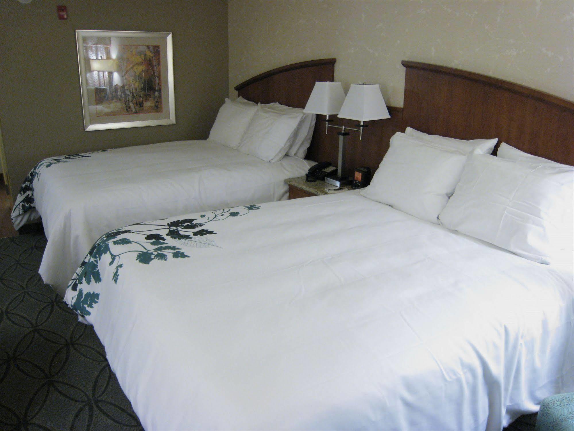 วินเกท บาย วินด์แฮม เอลกินส์ Hotel ภายนอก รูปภาพ